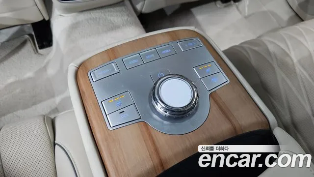 Genesis G80 RG3 — Фото автомобиля 25