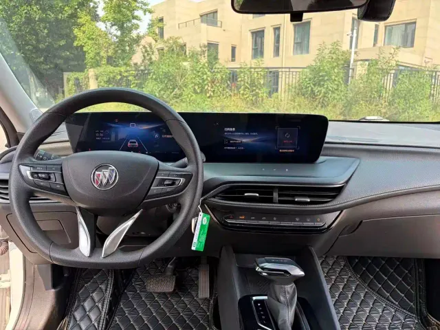Buick Verano — Фото автомобиля 10