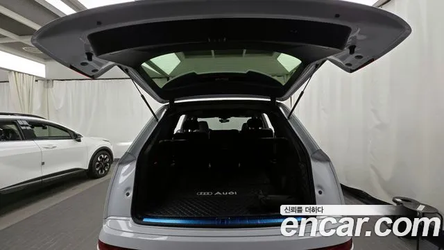 Audi Q7 55 TFSI quattro Premium — Фото автомобиля 20