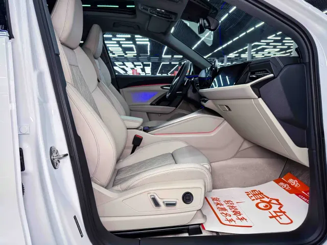 Audi Q5L — Фото автомобиля 14
