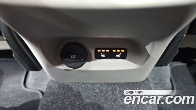 Вольво XC40 B4 Ultimate Bright — Фото автомобиля 6