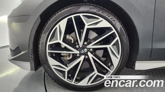 Hyundai Ioniq6 — Фото автомобиля 4