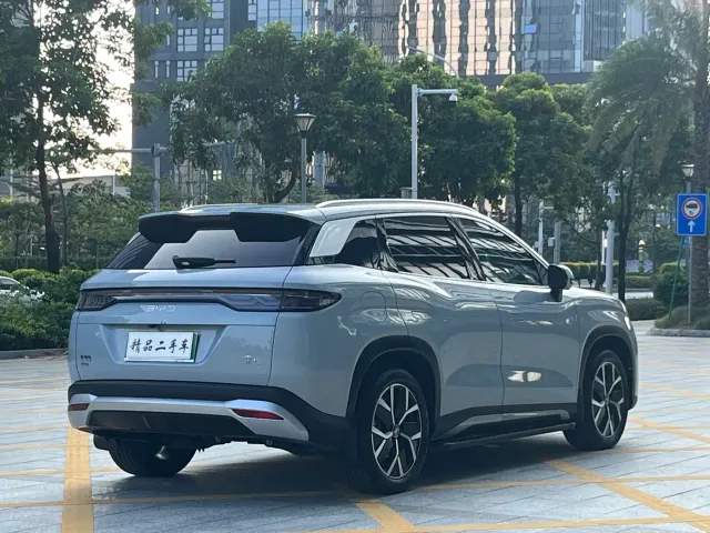 BYD Song L DM-i — Фото автомобиля 6