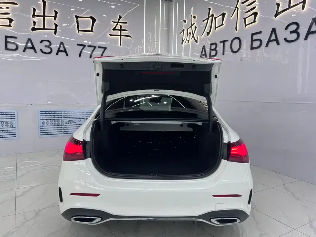 Mercedes-Benz A-Class — Фото автомобиля 17