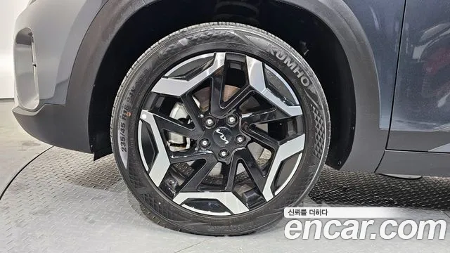 Kia Seltos — Фото автомобиля 5