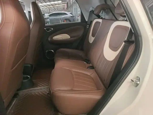 Wuling Bingo — Фото автомобиля 16