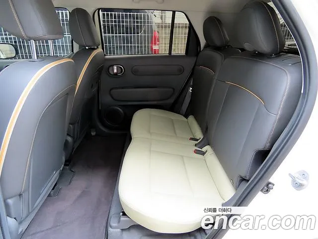 Hyundai Casper Casper Electric Inspiration — Фото автомобиля 11