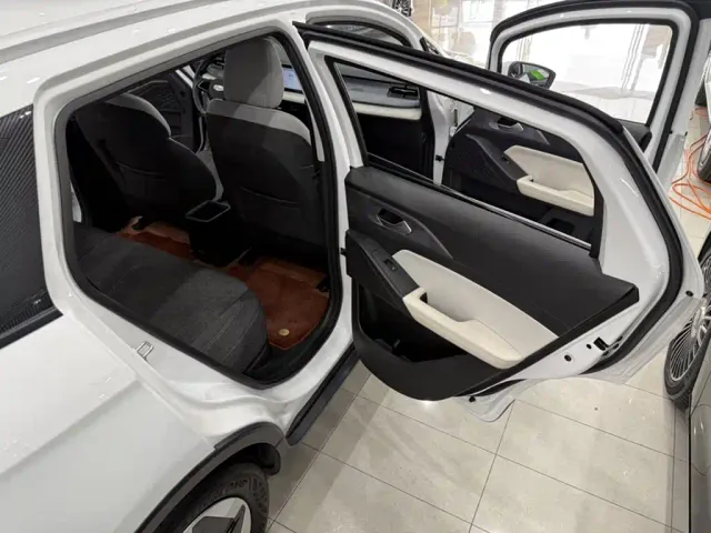 Geely Geometry E Firefly — Фото автомобиля 12