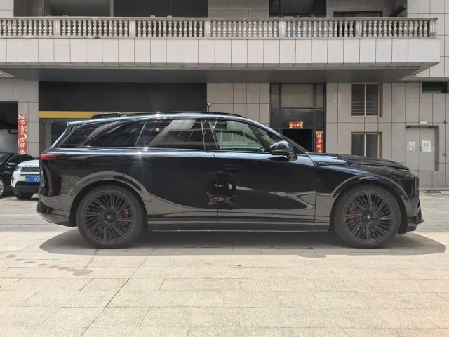 Xpeng G9 — Фото автомобиля 6