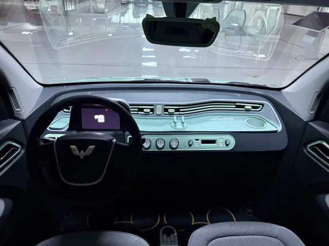 Wuling Hongguang Mini EV — Фото автомобиля 6