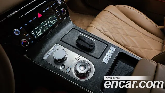 Genesis G80 RG3 — Фото автомобиля 12