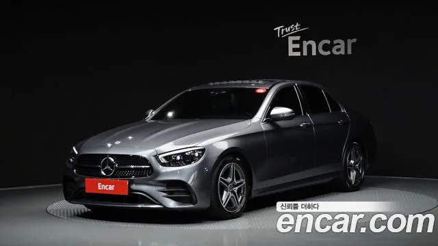 Фотография автомобиля — Mercedes-Benz E-Class W213