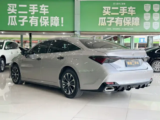 Toyota Avalon — Фото автомобиля 6