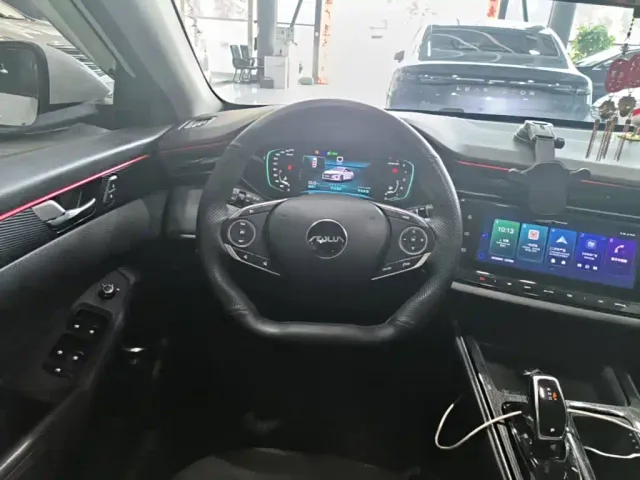Dongfeng Yixuan MAX — Фото автомобиля 10