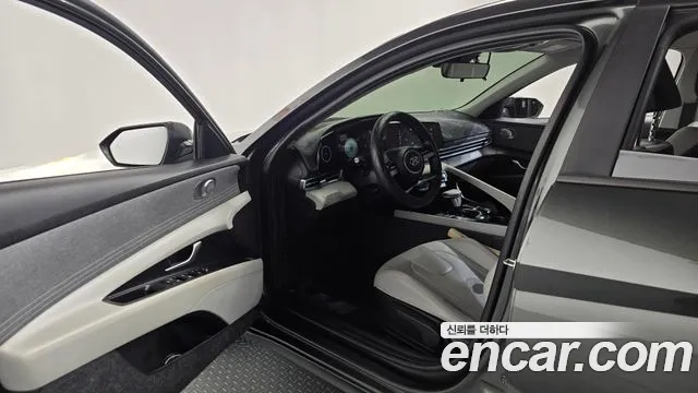 Hyundai Avante — Фото автомобиля 15