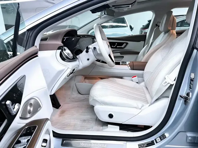 Mercedes-Benz EQS — Фото автомобиля 11