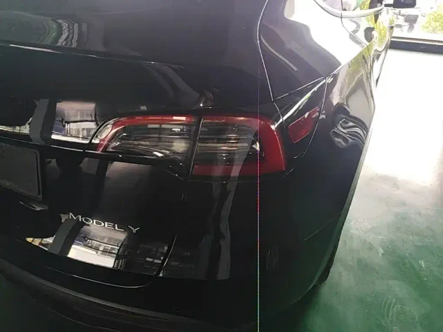 Tesla Model Y — Фото автомобиля 7