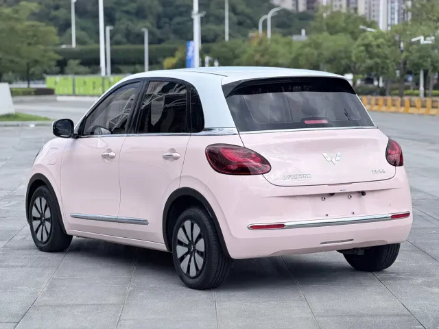 Wuling Bingo — Фото автомобиля 6