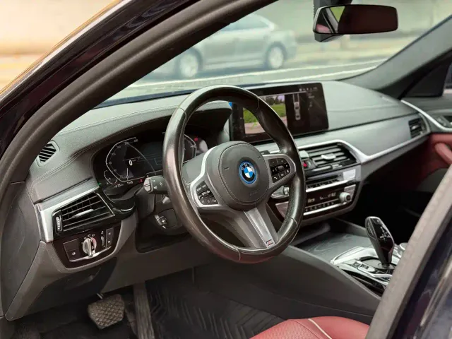 BMW 5 Series — Фото автомобиля 4