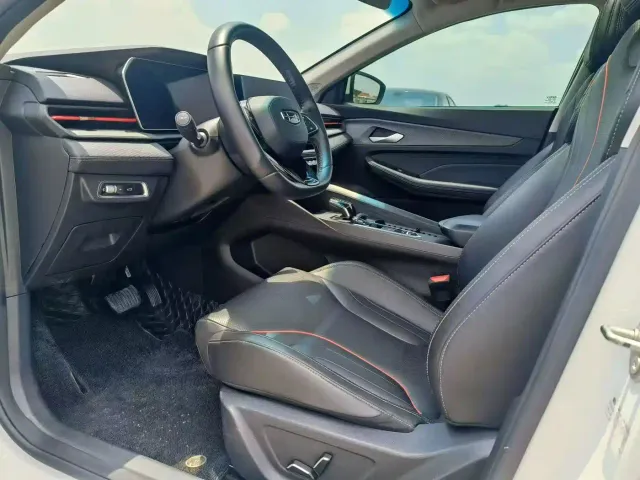 Geely Binrui — Фото автомобиля 4