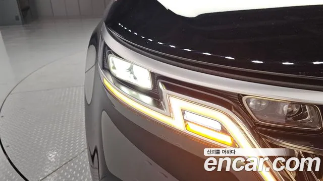 Kia Canival Carnival 4 поколение Бензин 4 места Hi-Limousine (Спецкузов) — Фото автомобиля 22