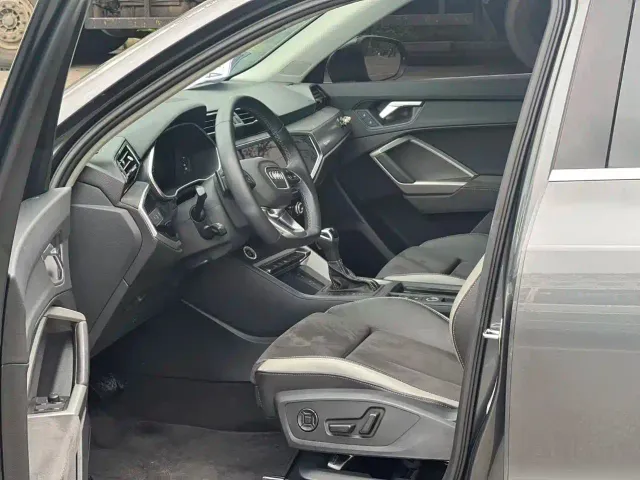 Audi Q3 — Фото автомобиля 5