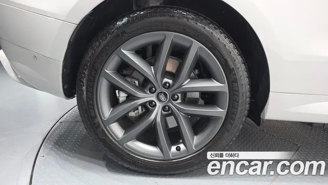 Land Rover Range Rover Sport — Фото автомобиля 5