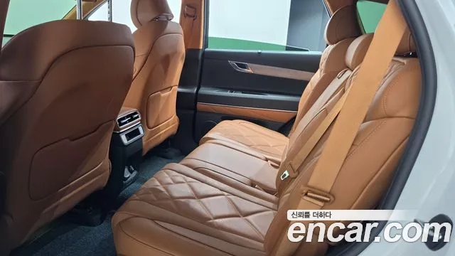 Genesis GV80 — Фото автомобиля 28