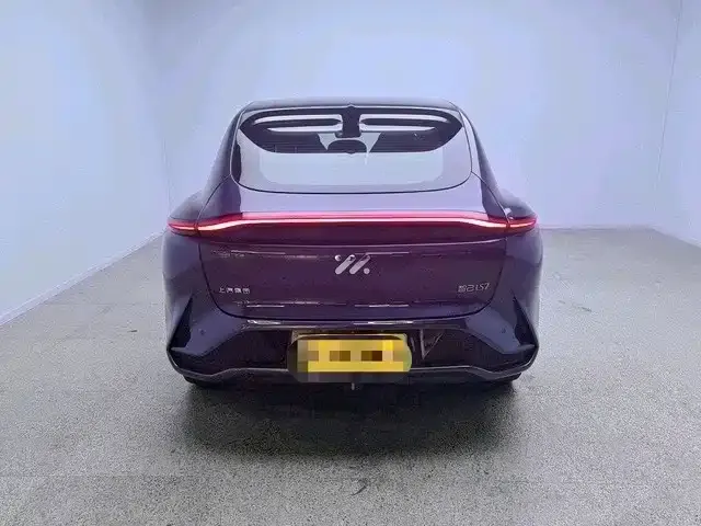 IM Motors IM LS7 2023 Model 77kWh Urban Fit Rear-Wheel Drive Version — Фото автомобиля 6