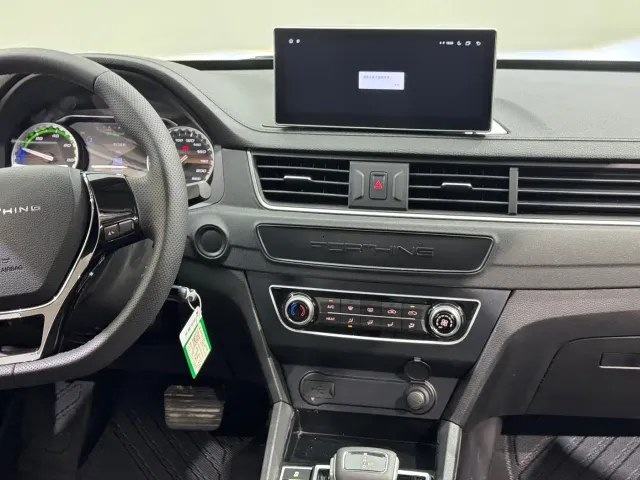 Forthing Fengxing S60EV — Фото автомобиля 13