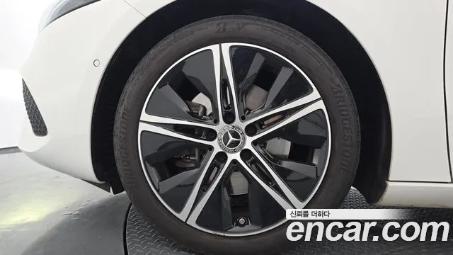 Mercedes-Benz A-Class — Фото автомобиля 5