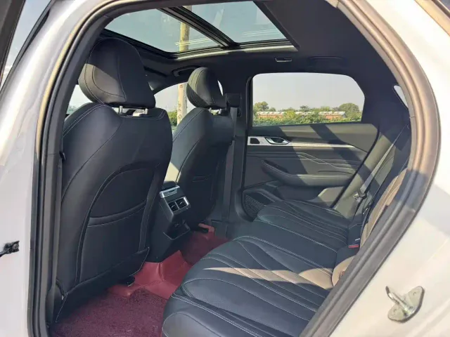 Geely Xingrui — Фото автомобиля 5