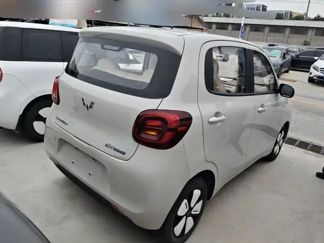 Wuling Hongguang Mini EV — Фото автомобиля 3