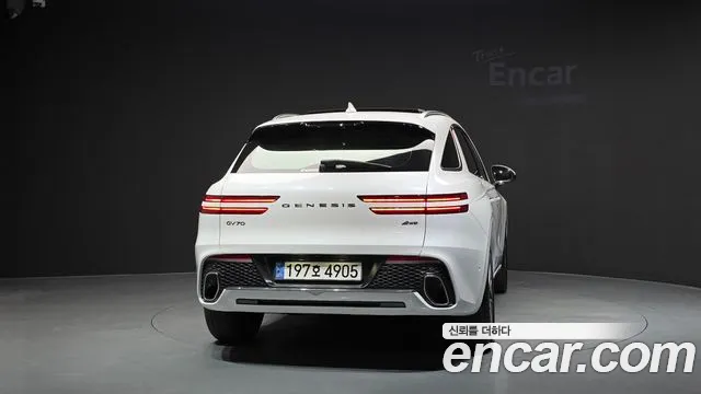 Genesis GV70 2.5T Бензин AWD — Фото автомобиля 4