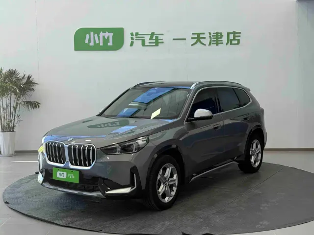 Фотография автомобиля — BMW X1