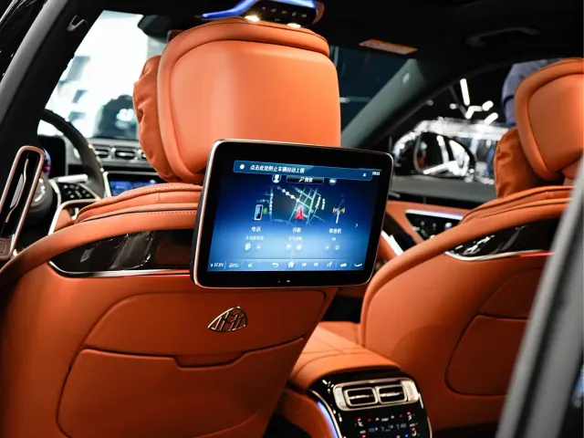 Mercedes-Benz Maybach S-Class — Фото автомобиля 14