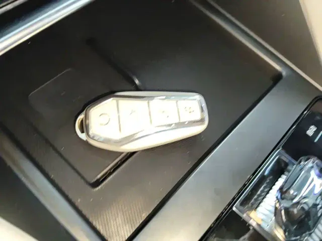 BYD Song PLUS — Фото автомобиля 8