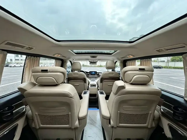 Mercedes-Benz V-Class — Фото автомобиля 5