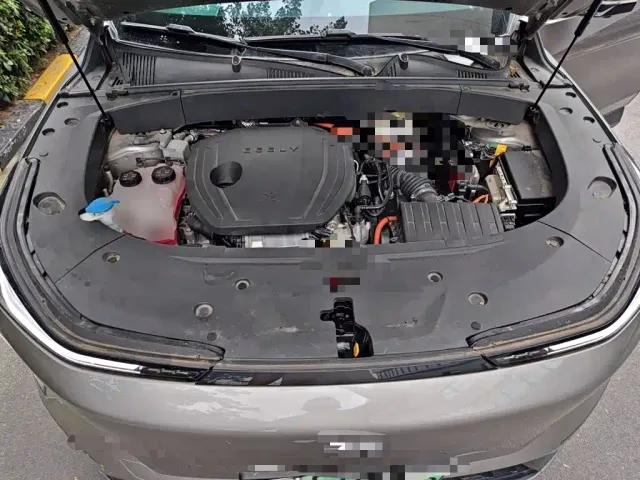 Geely Galaxy L7 — Фото автомобиля 21