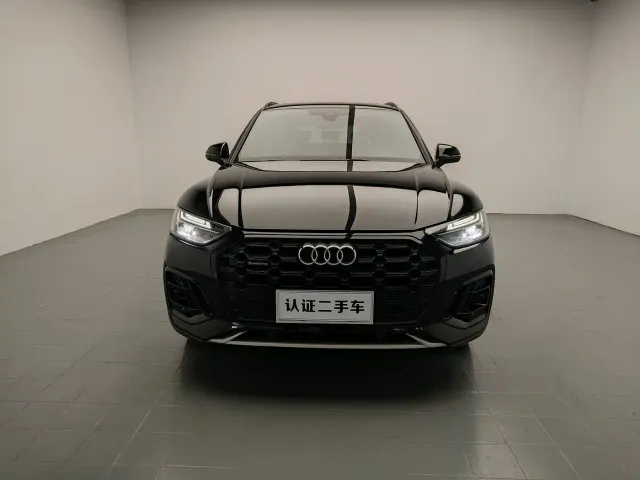 Audi Q5L — Фото автомобиля 2