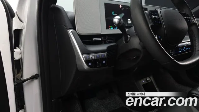 Hyundai Ioniq 5 — Фото автомобиля 12