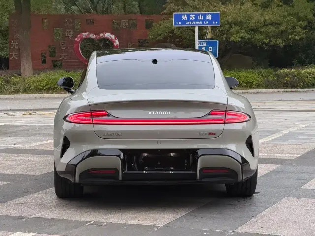 Xiaomi SU7 — Фото автомобиля 6