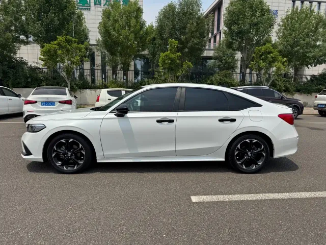 Honda Civic — Фото автомобиля 4