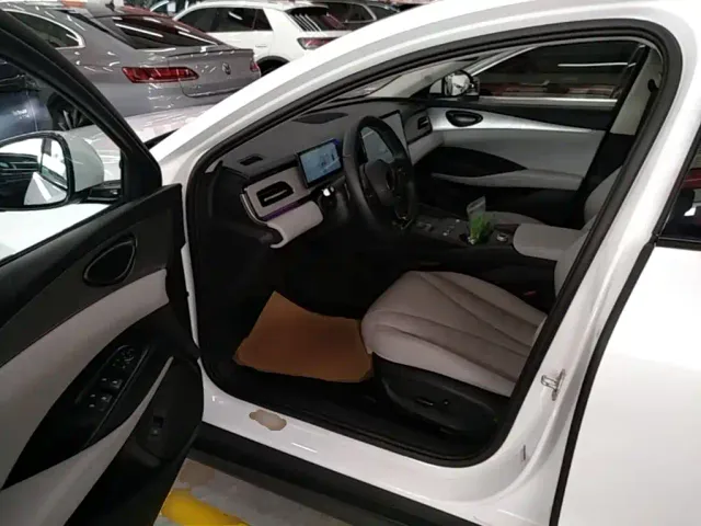 BYD Seal 06 DM-i Touring — Фото автомобиля 14