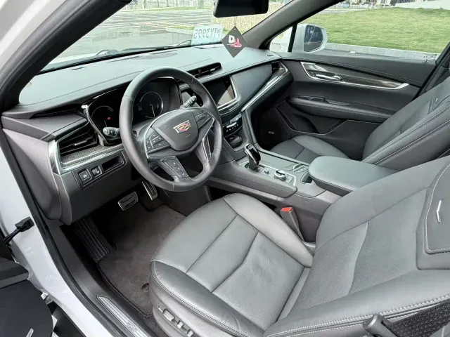 Cadillac XT5 — Фото автомобиля 7