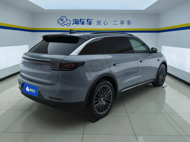 Leapmotor C11 — Фото автомобиля 3