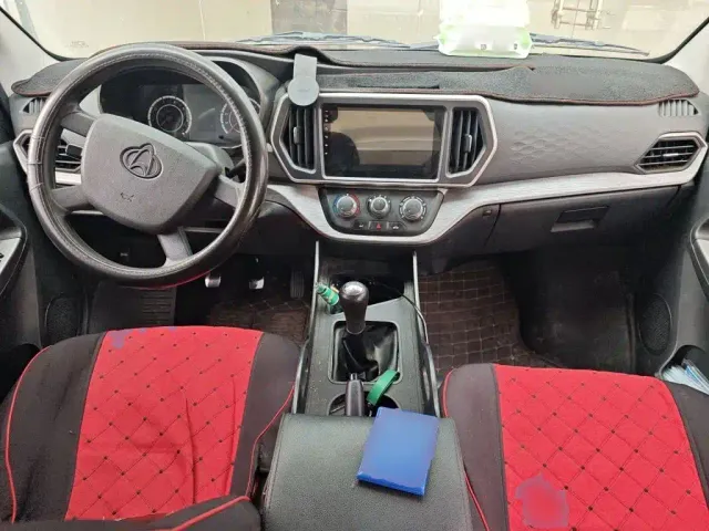 Changan Ruixing M60 — Фото автомобиля 5