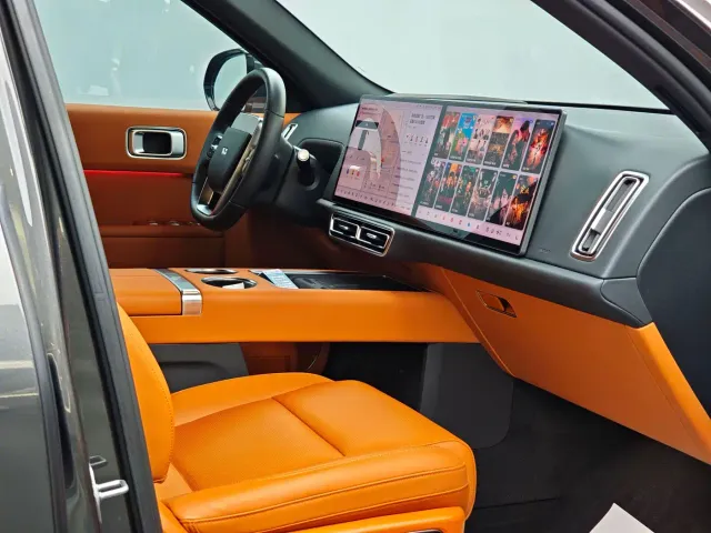 Li Auto L8 — Фото автомобиля 5