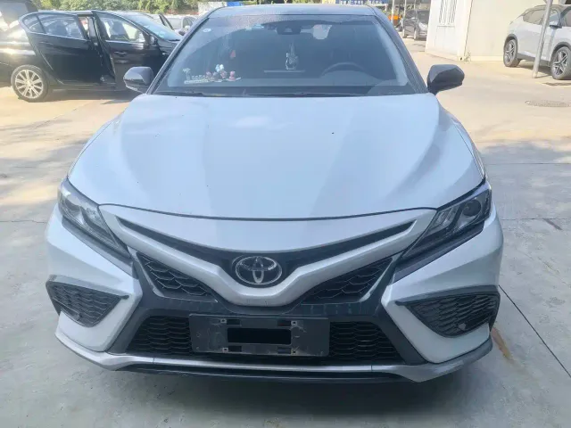 Фотография автомобиля — Toyota Camry