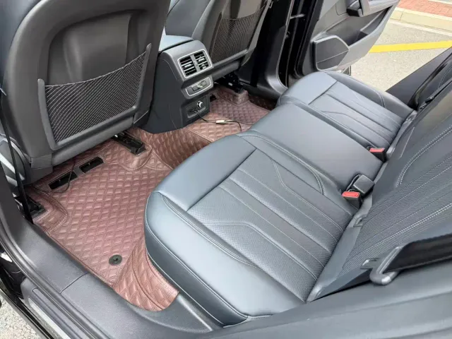 Audi Q5L — Фото автомобиля 9
